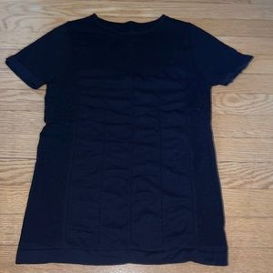 Fabletics Black Short Sleeve Seamless Top